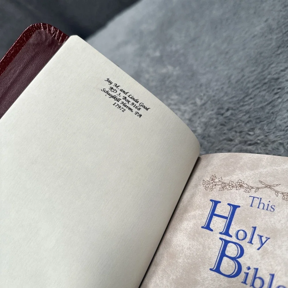 Nelson Slimline Reference Bible NKJV - Bonded Leather Teal 845 BG Excellent